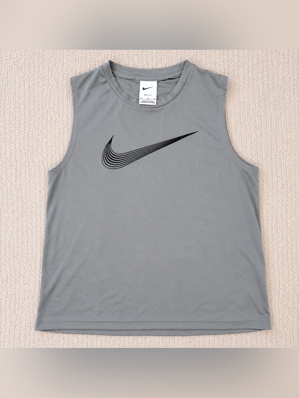 Nike Dri-FIT Gray Sleeveless Athletic Tank Top Youth Boy Medium Graphic Swoosh